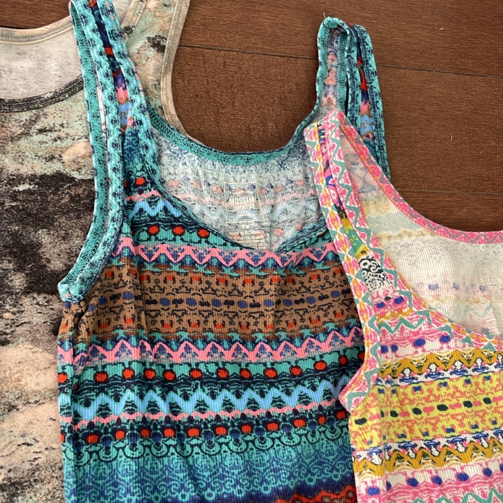 Colorful Patterned Tank Tops - Picture 4 of 9